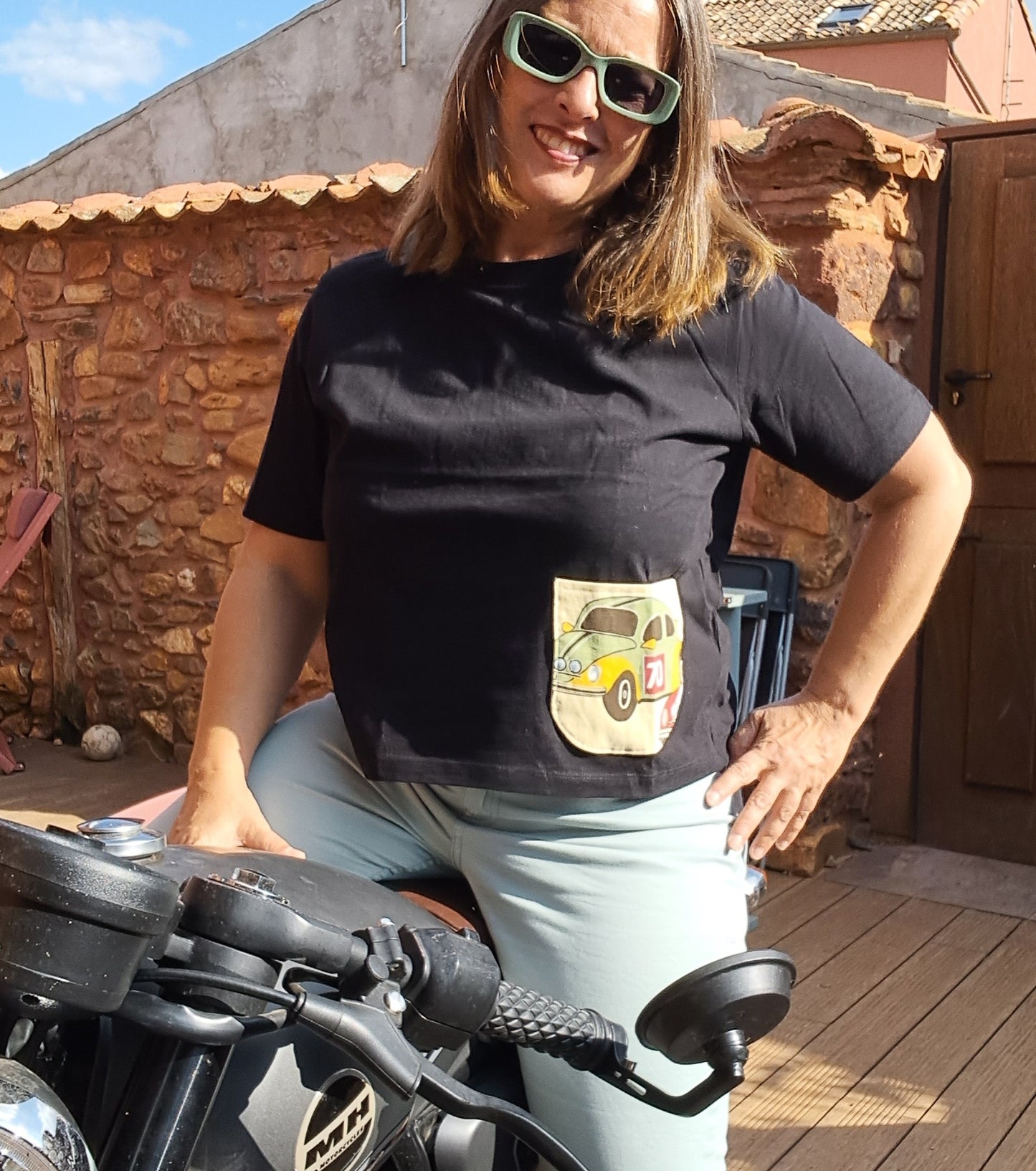 Camiseta de manga corta con bolsillo estampado - lucandlia
